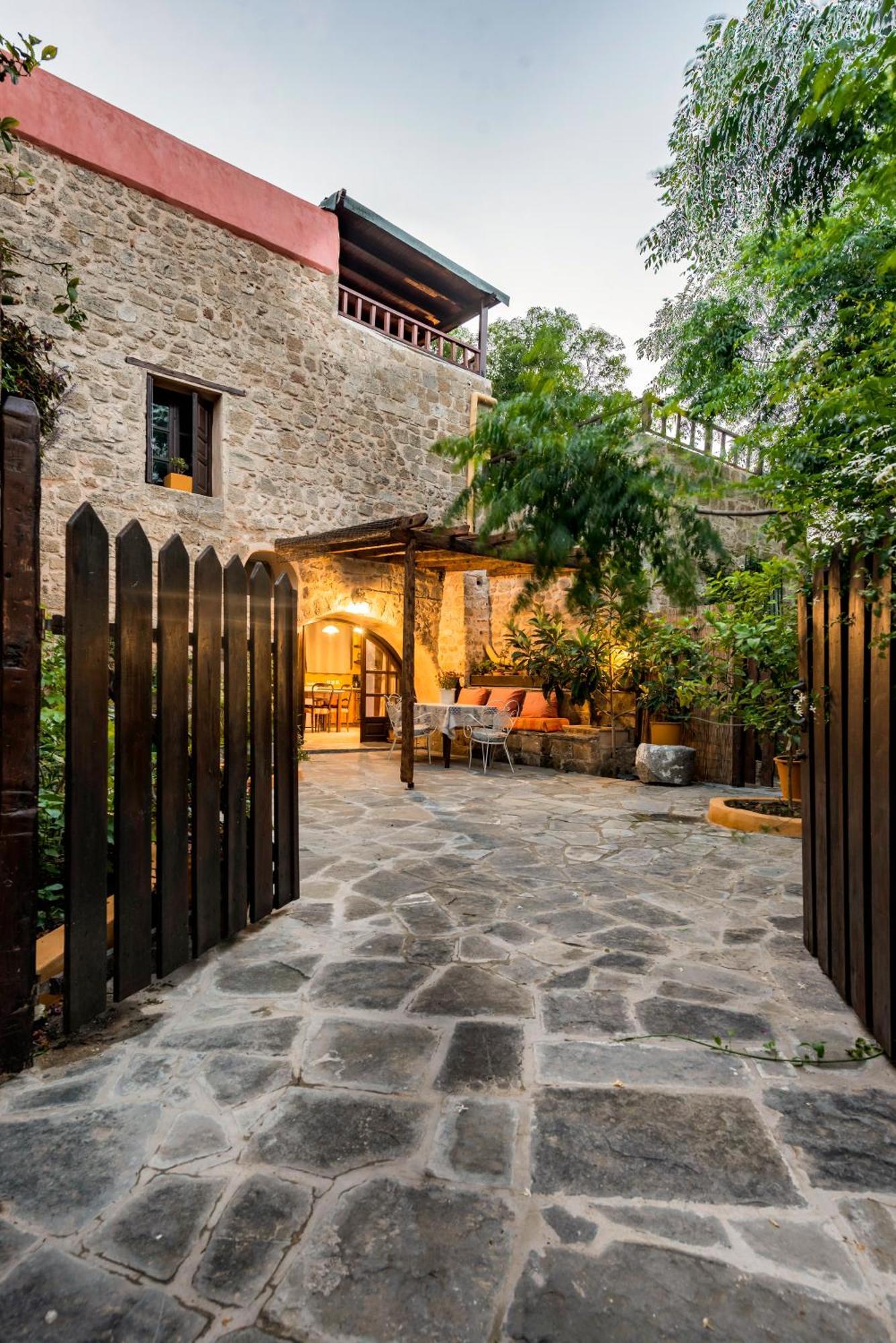 Secret Garden - Old Town - Ground Floor * Rhodes City